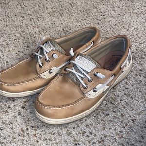Women’s sherry bluefish boat shoes